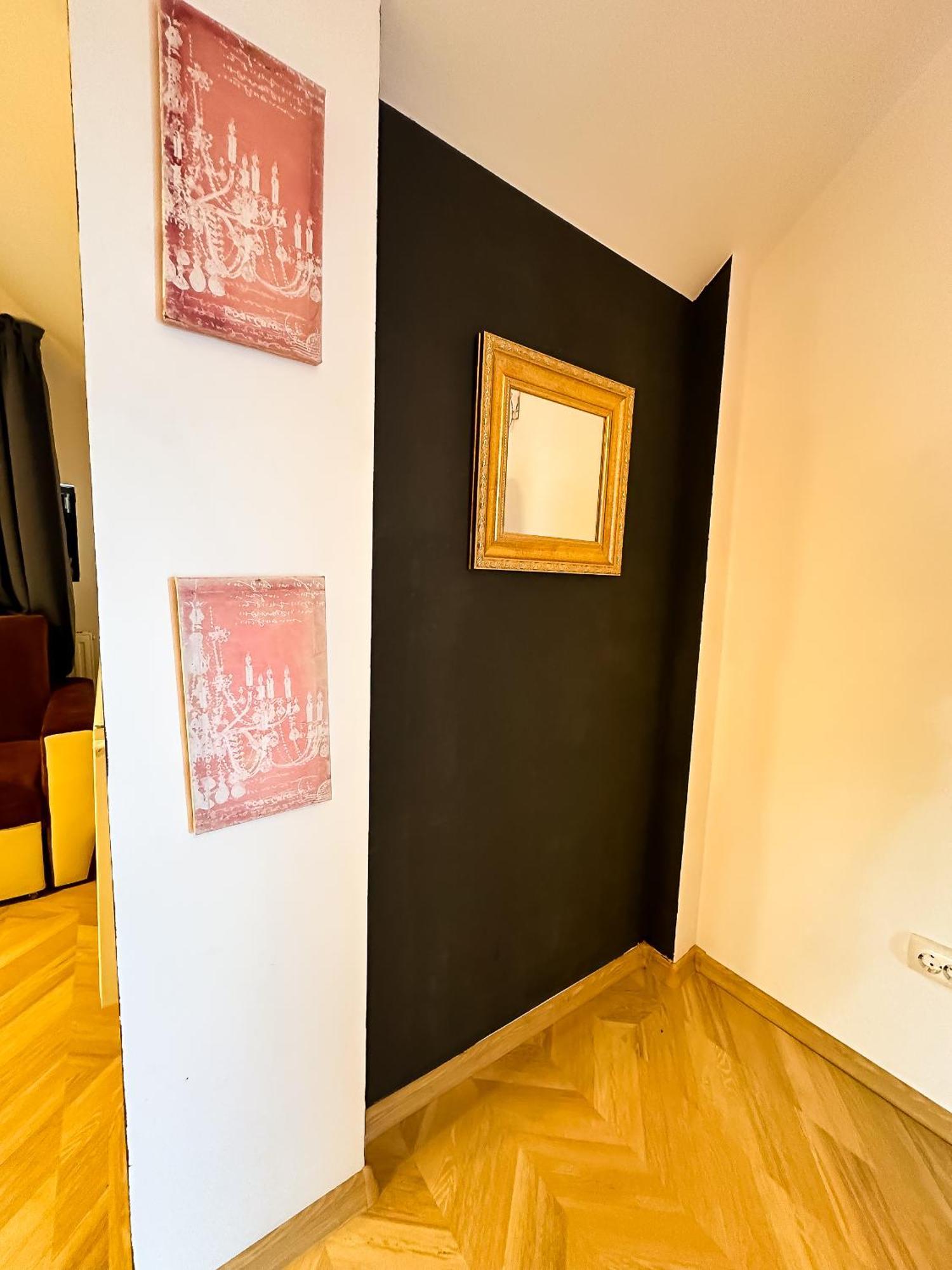 Millenium Apartment Central Craiova Exterior photo